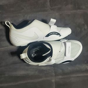 Nike SuperRep | US 6.5 lightly used | with cleat